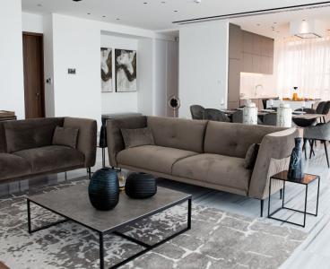 Luxurious 360 Apartment