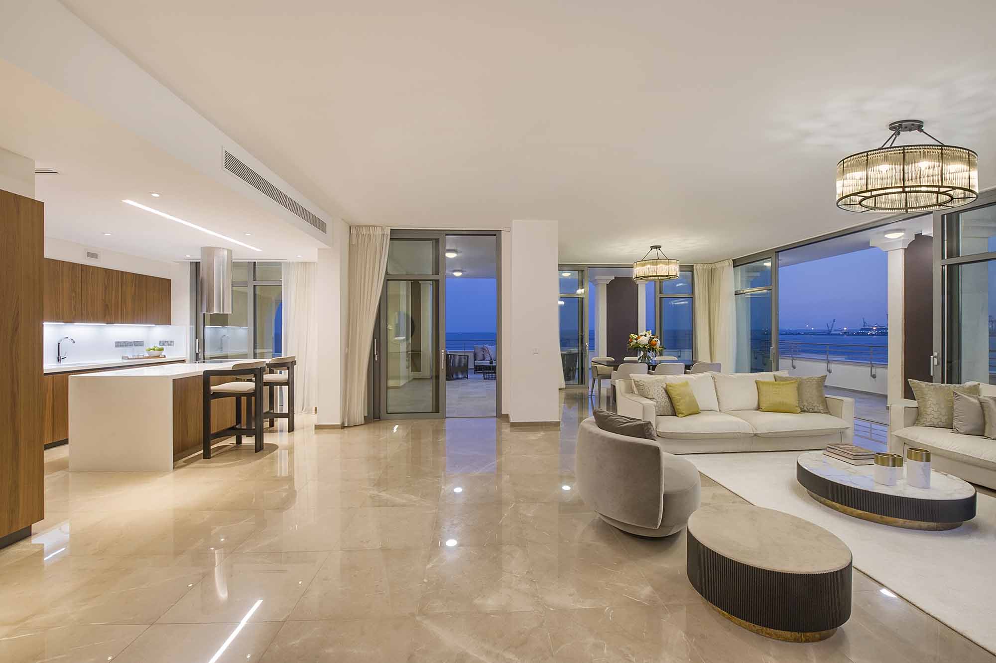 4 Bedrooms Penthouse in Limassol Centre