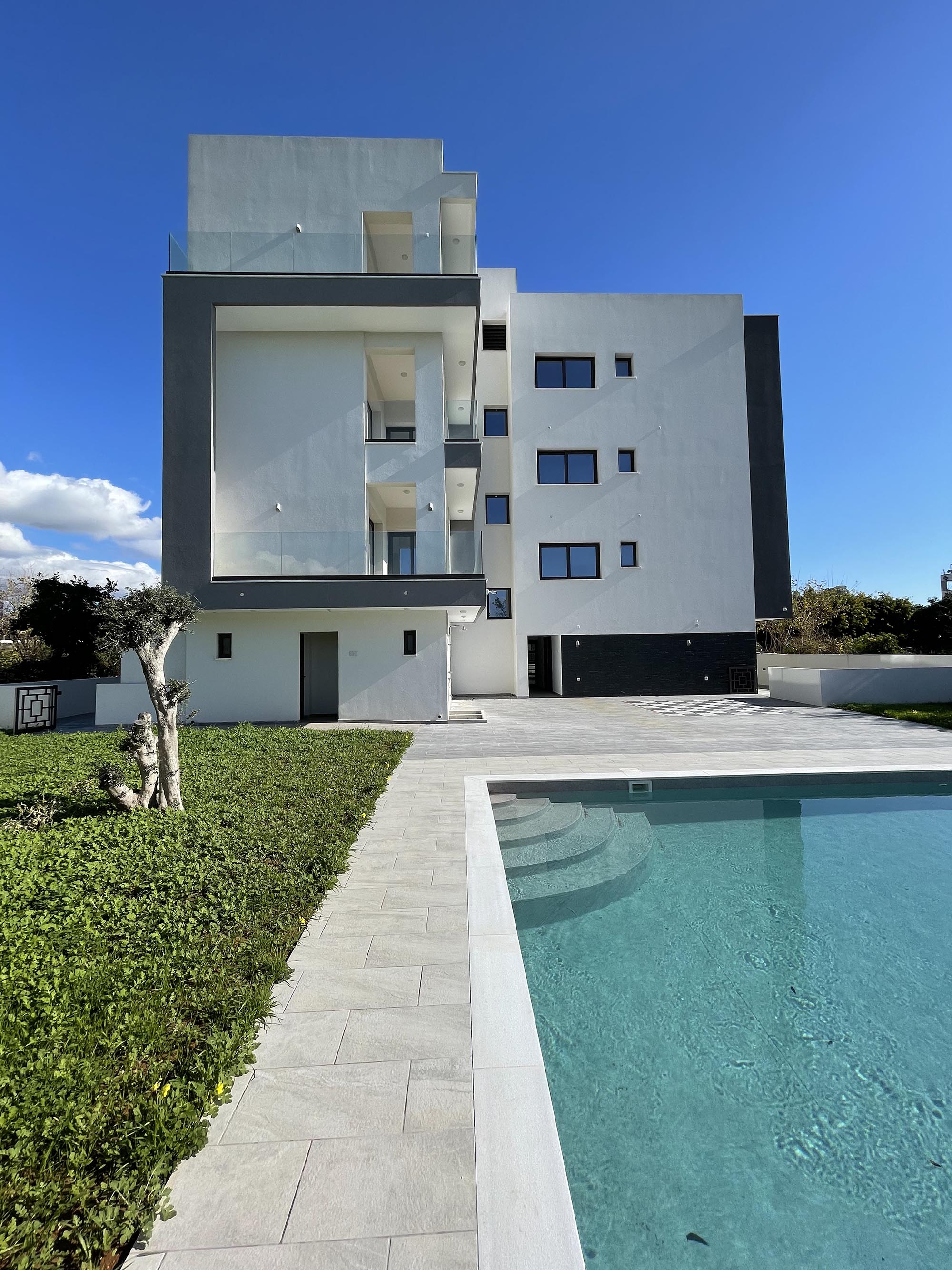 2 Bedrooms Penthouse in Potamos Yermasoyias