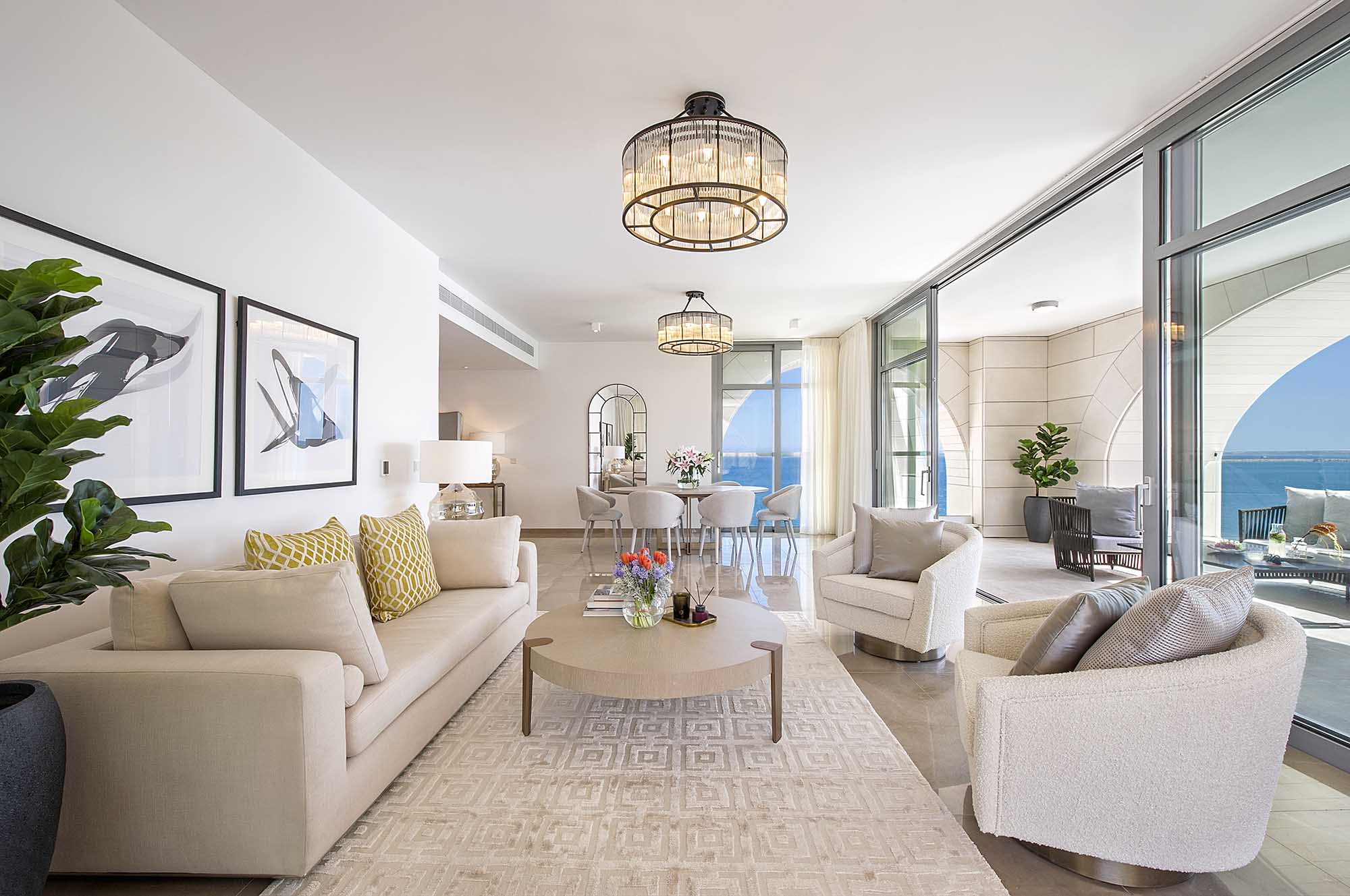 3 Bedrooms Apartment in Limassol Centre