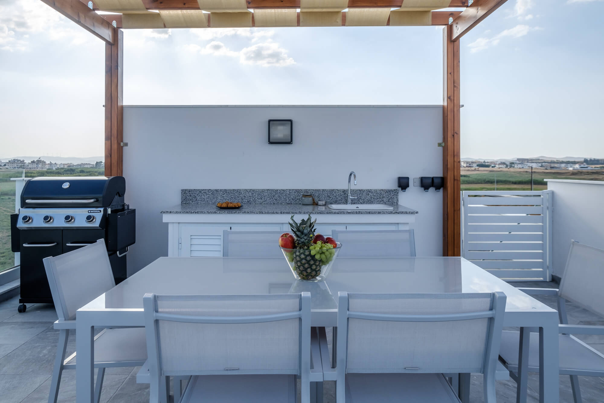 5 Bedrooms House in Agapis