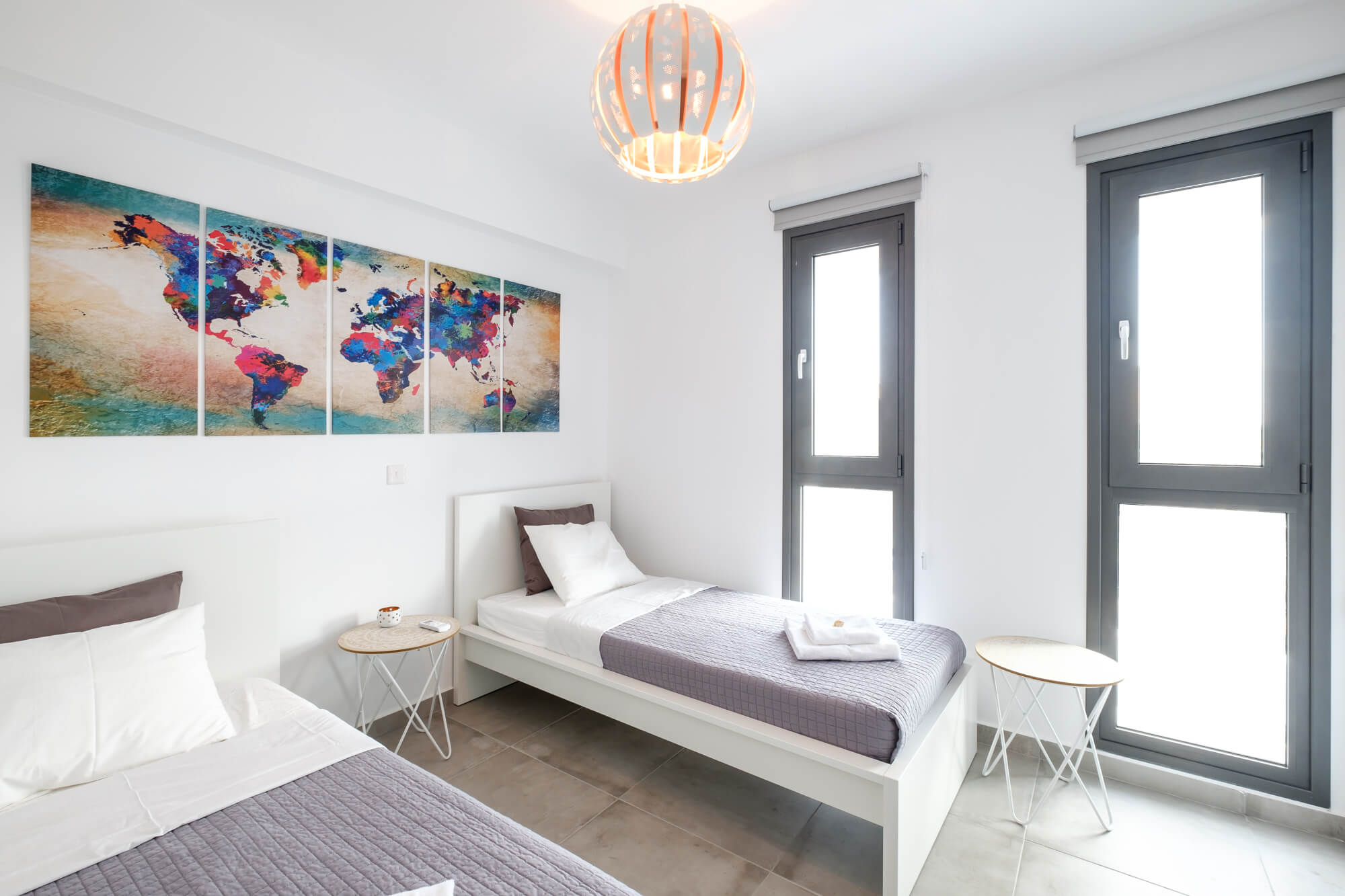 5 Bedrooms House in Agapis