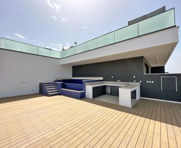 High Quality - Gated Penthouse