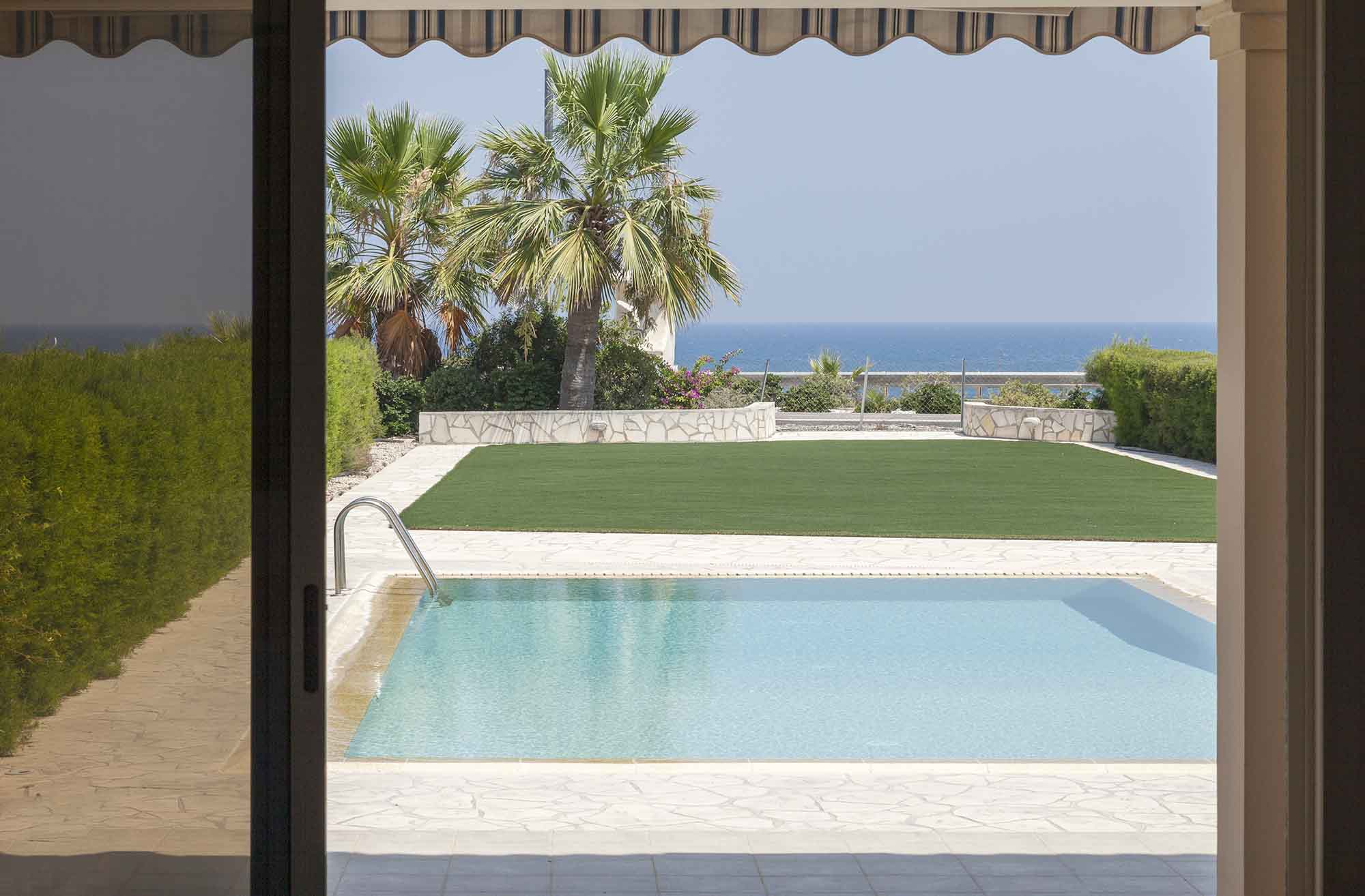 5 Bedrooms House in Pervolia