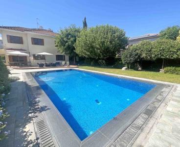 Elaionon Haven: Where Beauty Meets Serenity