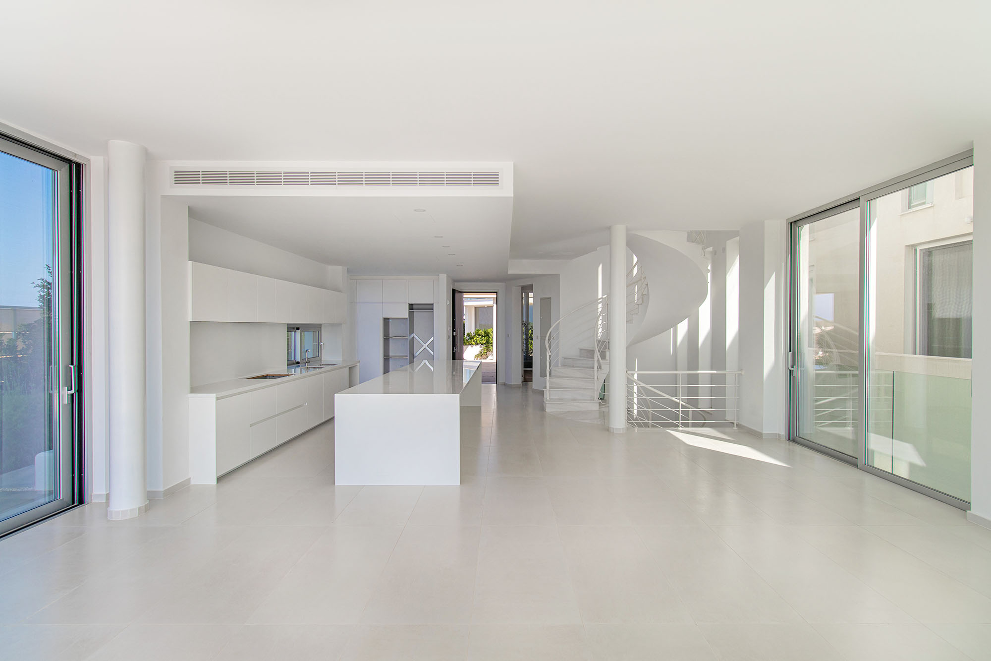 Villa in Pegeia - Image 5