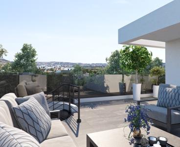 Ideal Penthouse with spacious Roof Garden