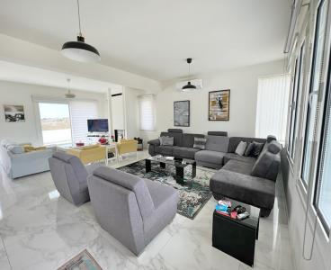 Modern Detached Villa