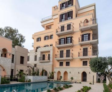 Luxury flat near the beach