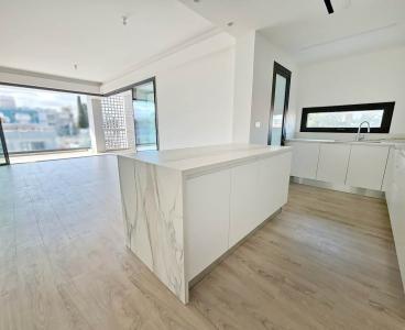 Charming Spacious Flat