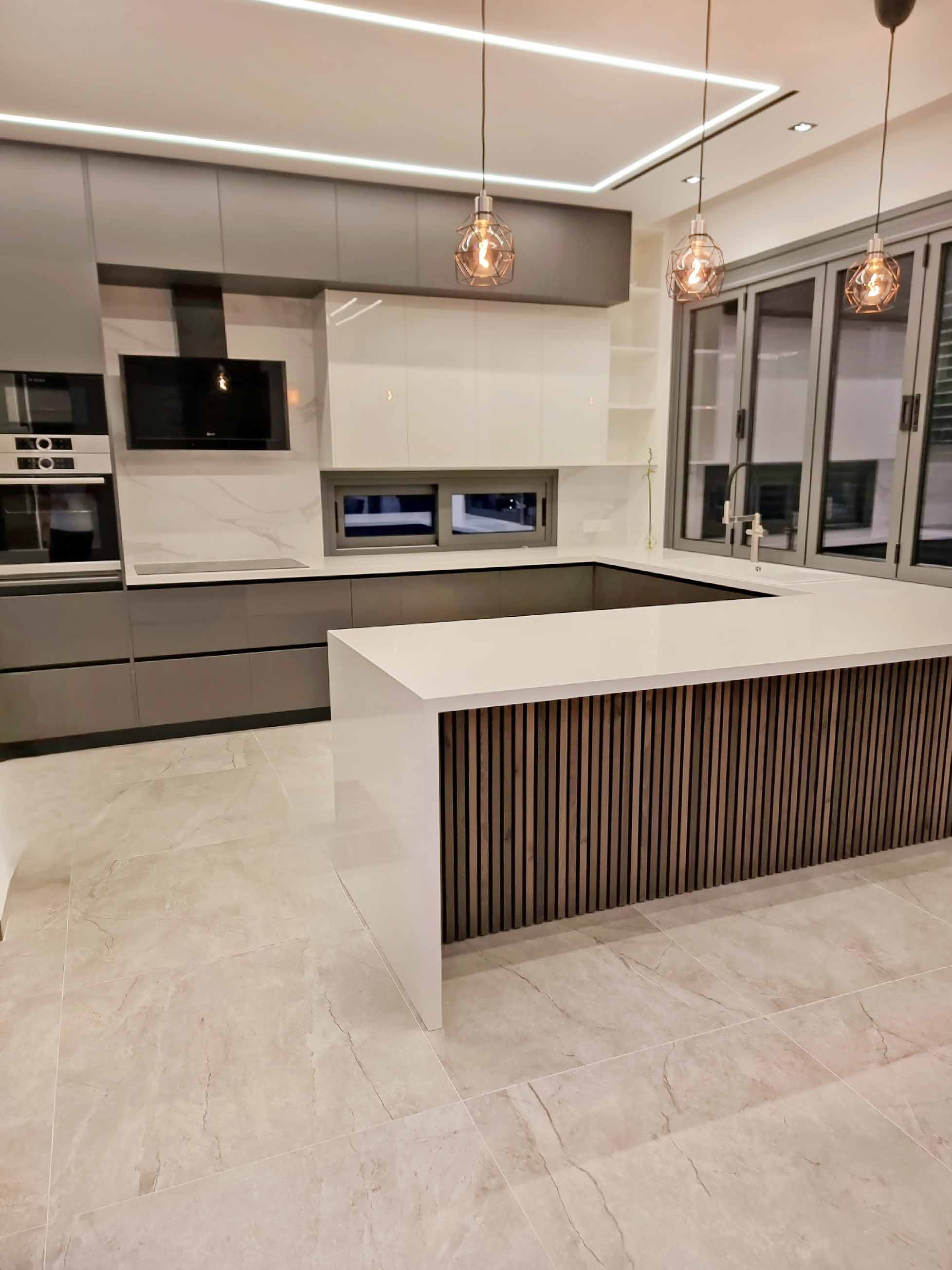 4 Bedrooms Villa in Parekklisia