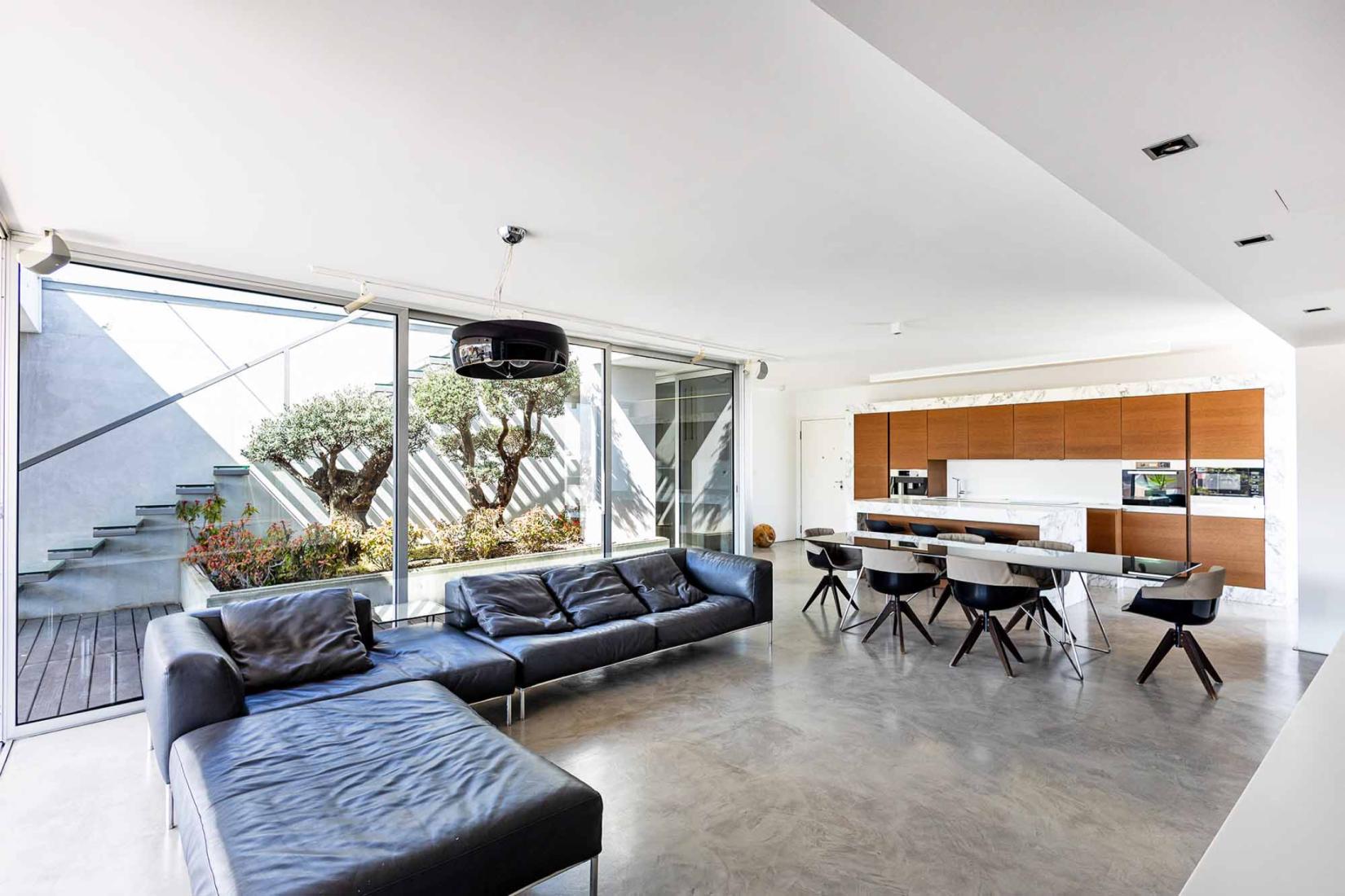 A penthouse masterpiece! | M.Residence - Penthouse Apartment With Private Museum And Masterpiece Gallery