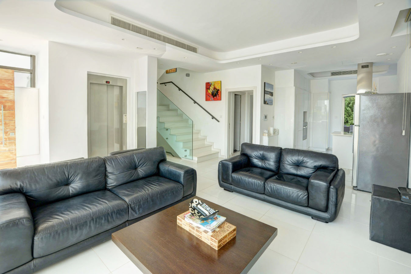 5 Bedrooms House in Protaras