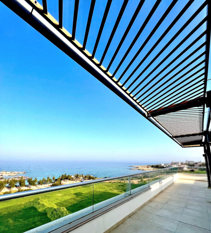 3 Bedrooms Penthouse in Tasou isaac
