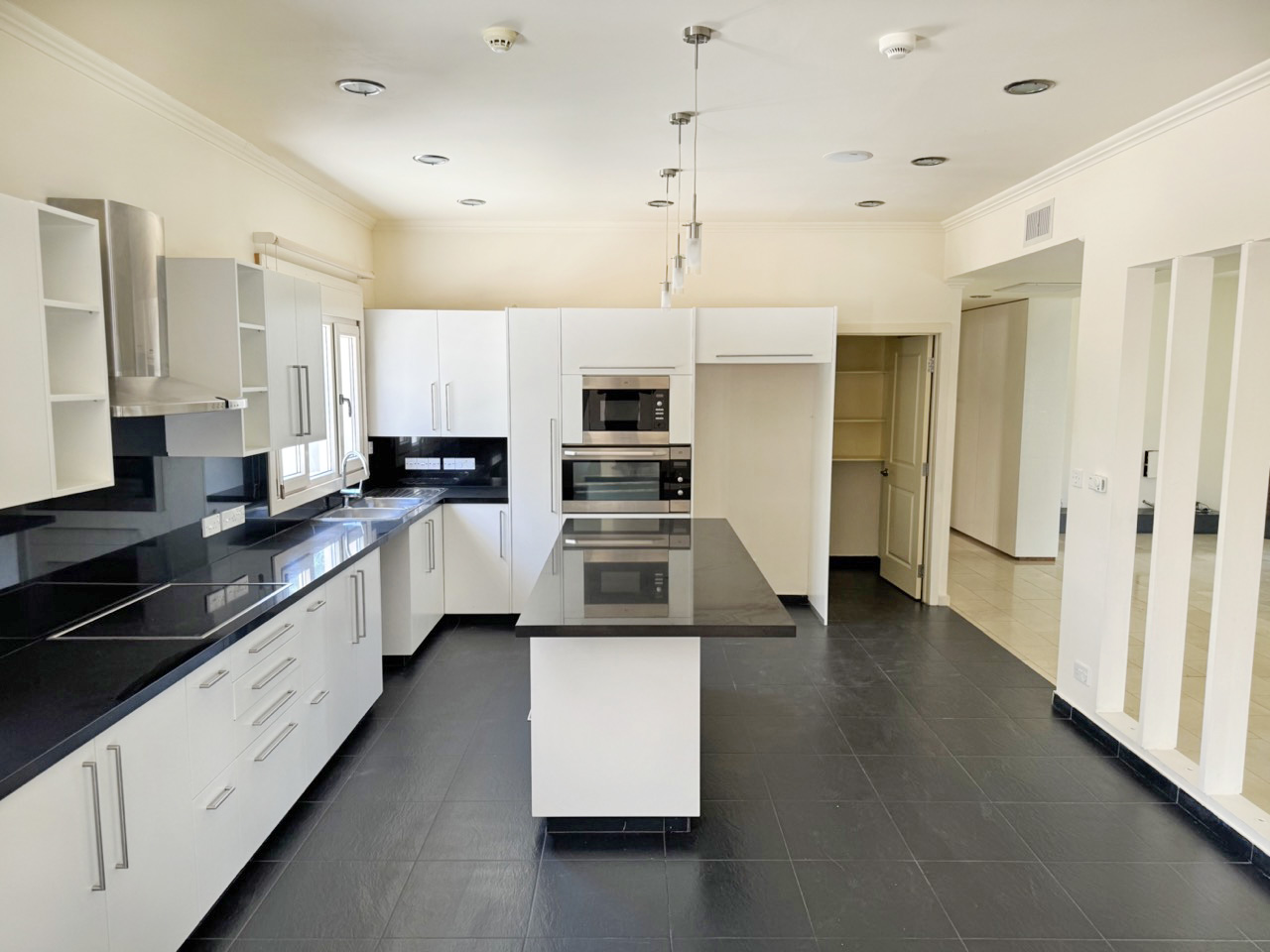 5 Bedrooms House in Filotheou