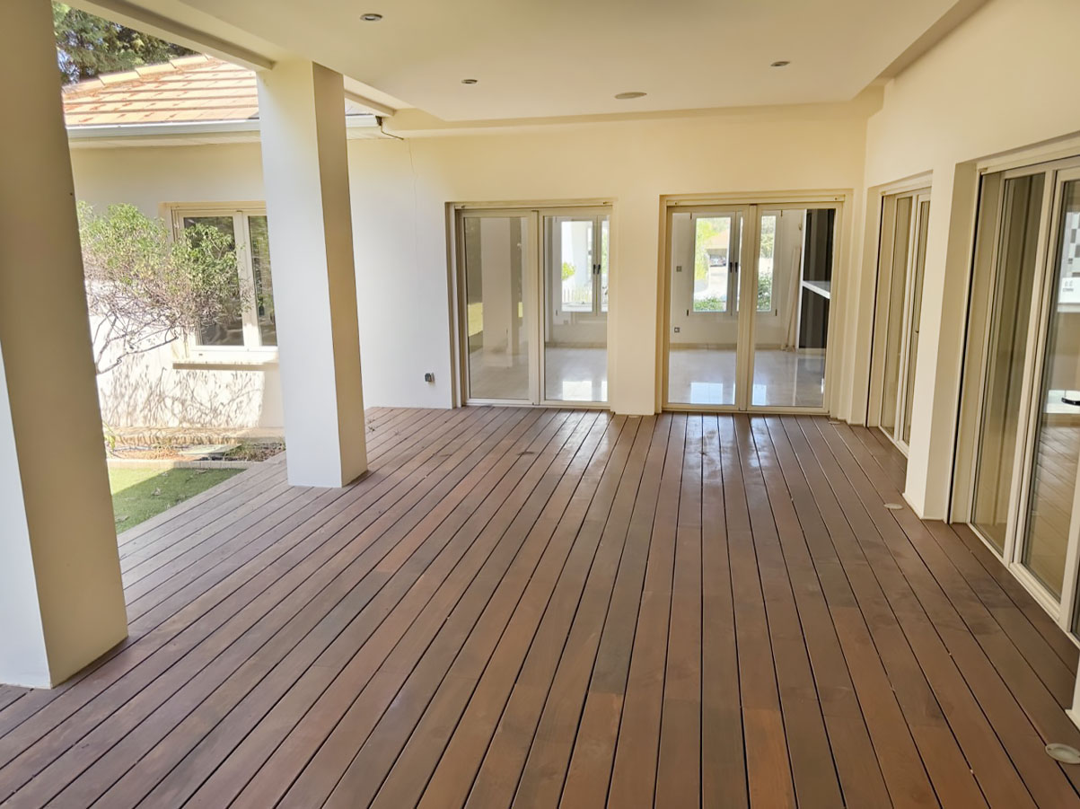 5 Bedrooms House in Filotheou