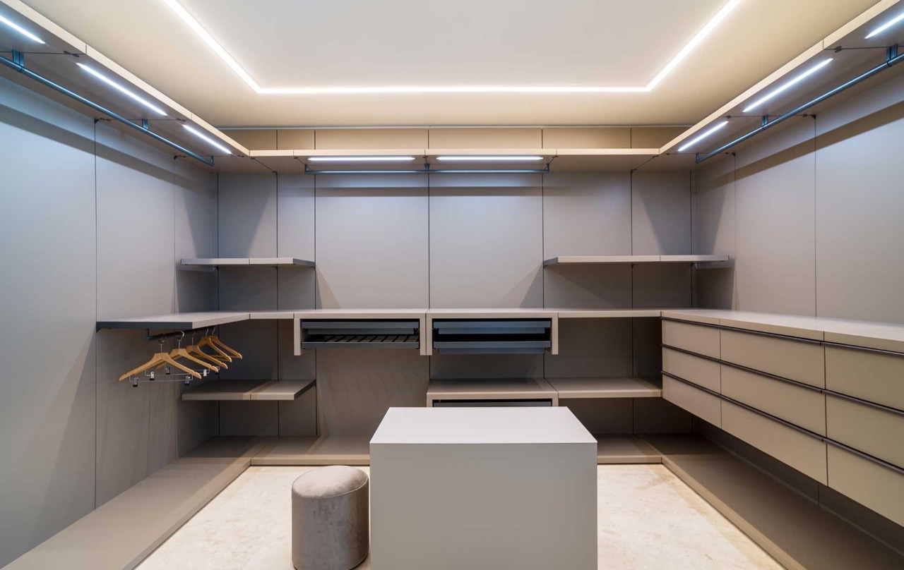 4 Bedrooms Penthouse in St Raphael Tower Resort