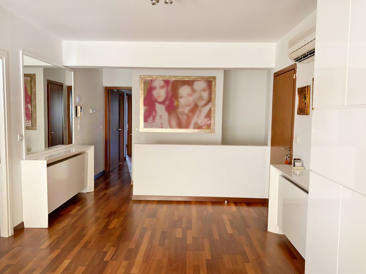 4 Bedrooms Apartment in Parthenonos 21