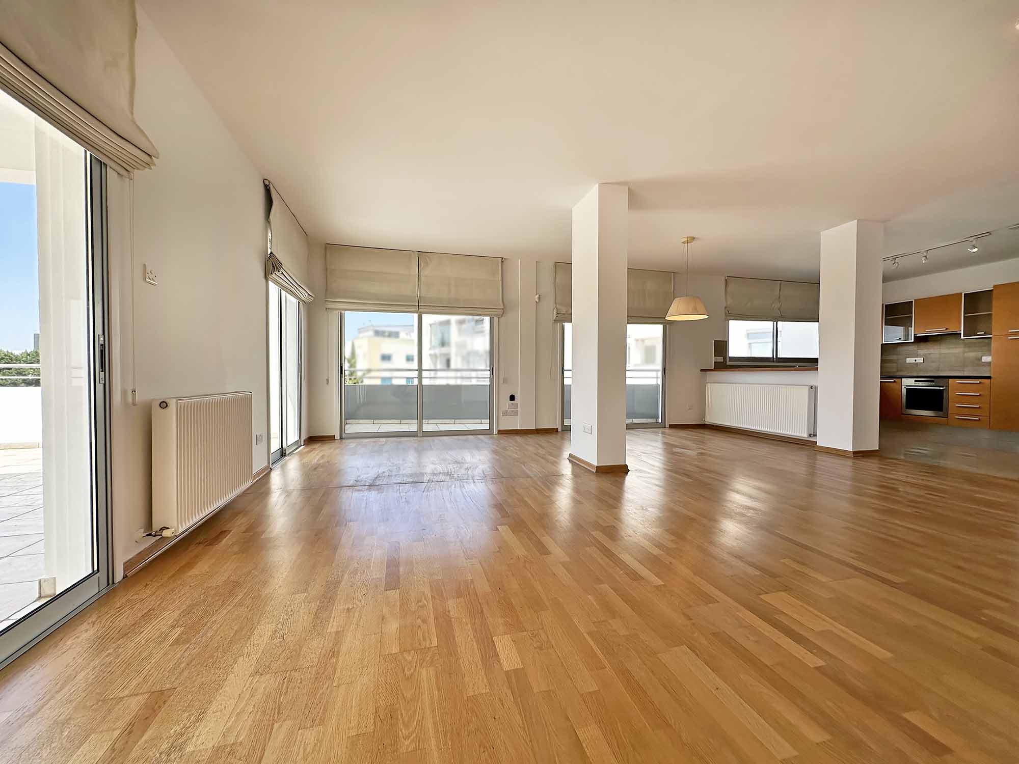 3 Bedrooms Penthouse in Costa Varnali Street 12