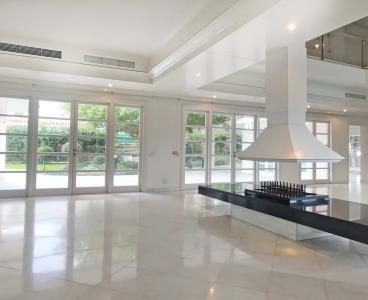 Elegant Hilltop Residence