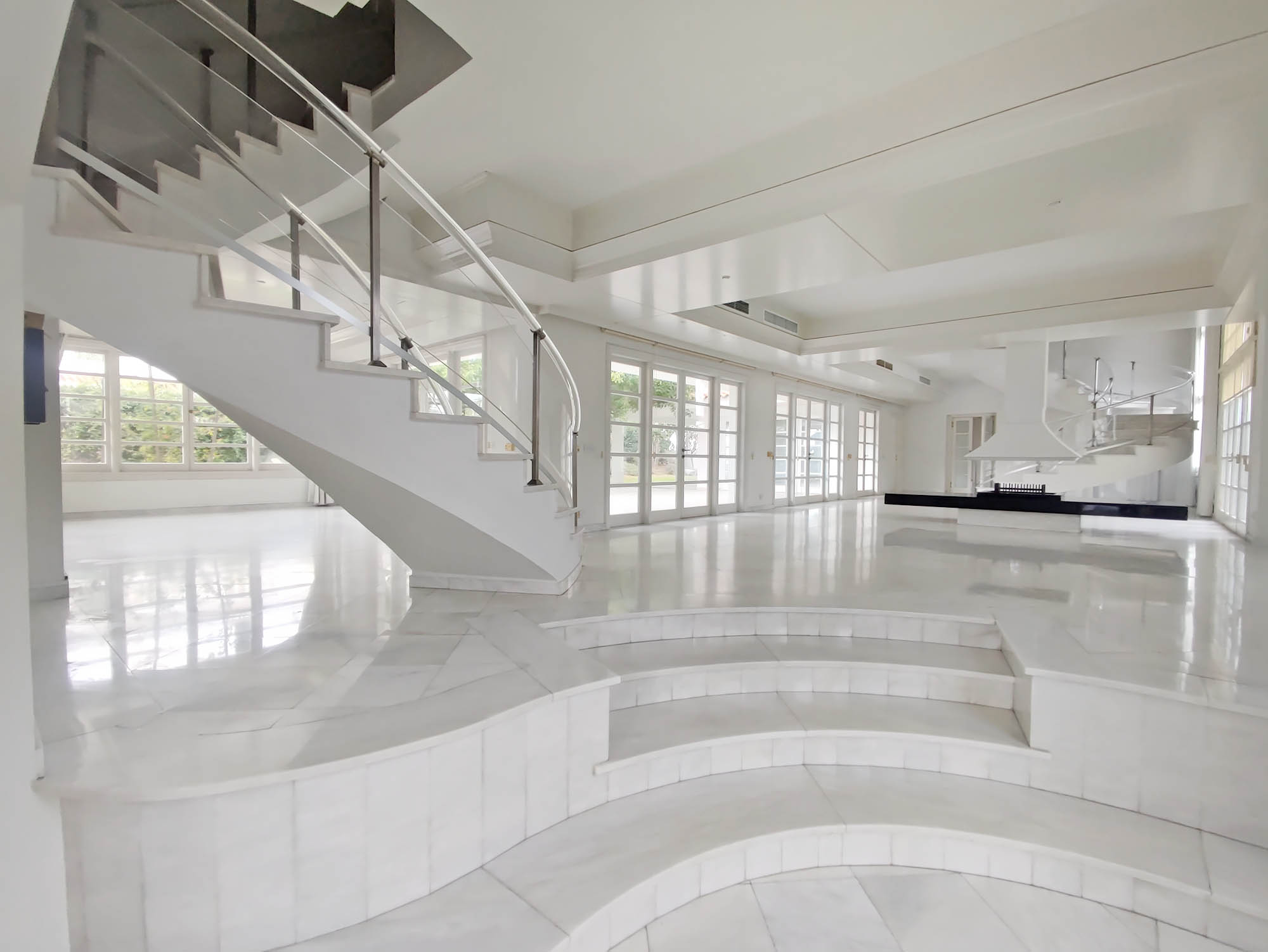 5 Bedrooms House in Athoy 7