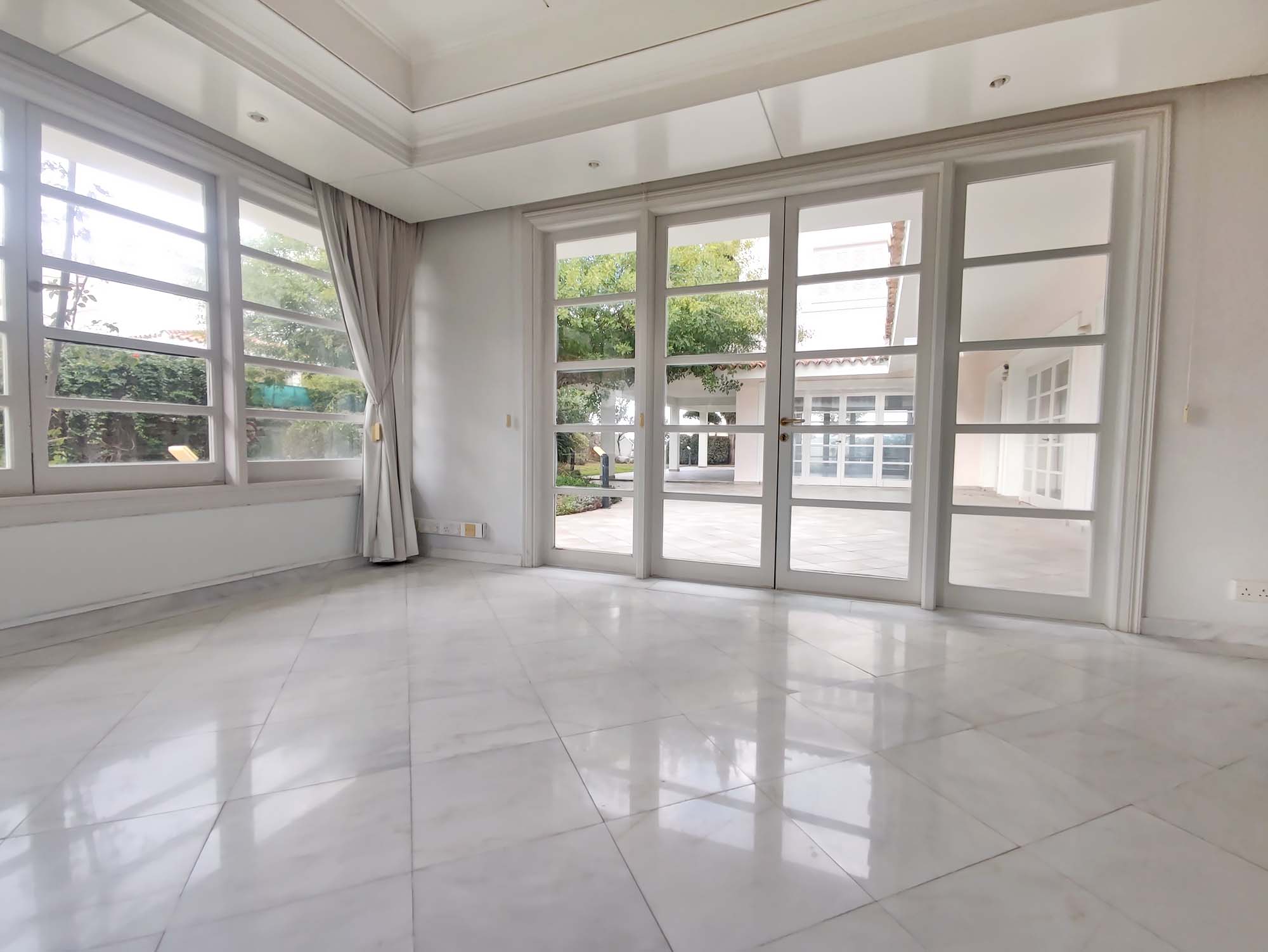 5 Bedrooms House in Athoy 7