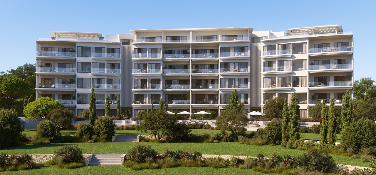 3 Bedrooms Penthouse in Limassol Suburbs