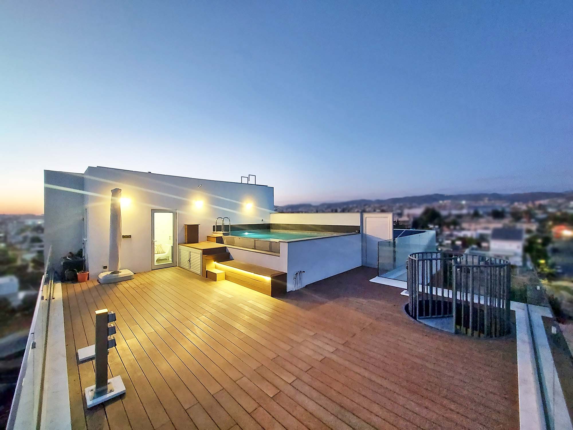 Unique Penthouse with Pool