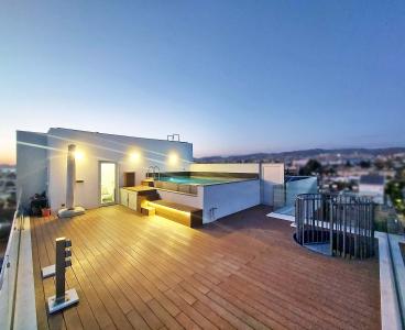 Unique Penthouse with Pool