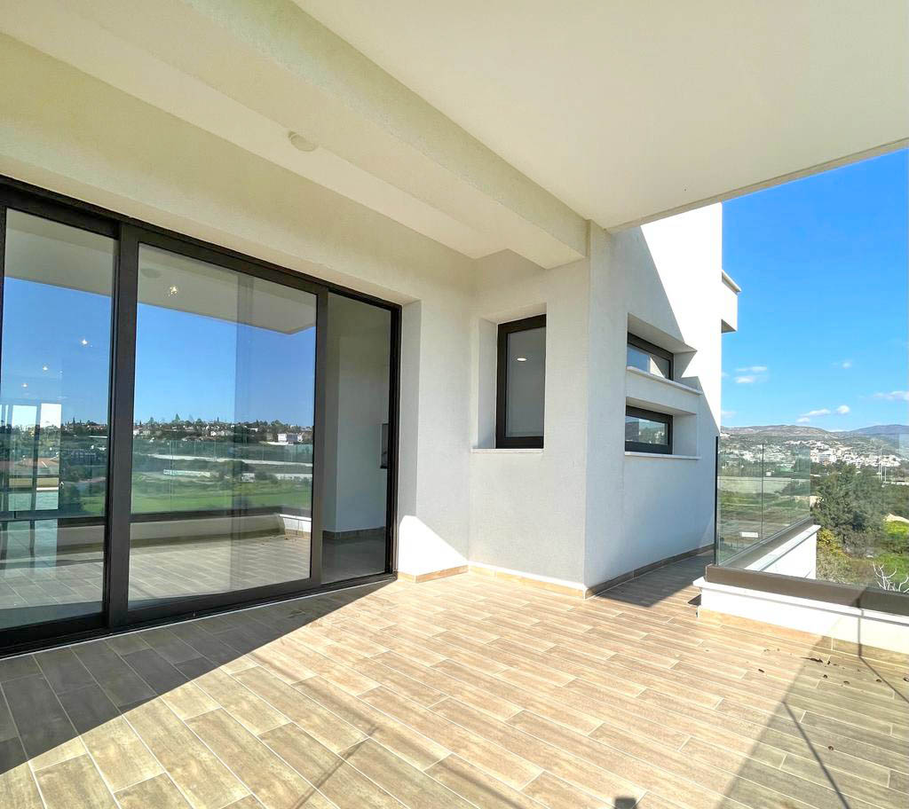 2 Bedrooms Apartment in Potamos Yermasoyias