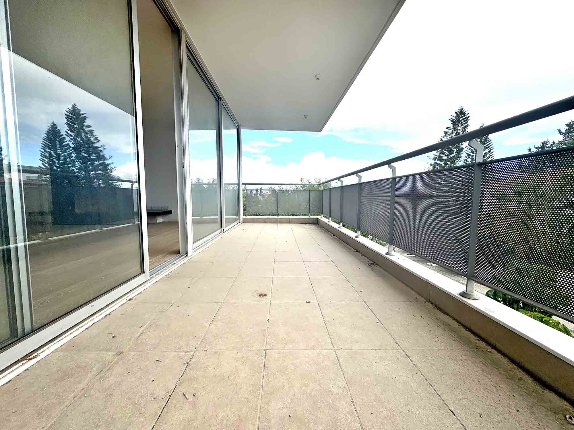 3 Bedrooms Penthouse in Lapithou 13