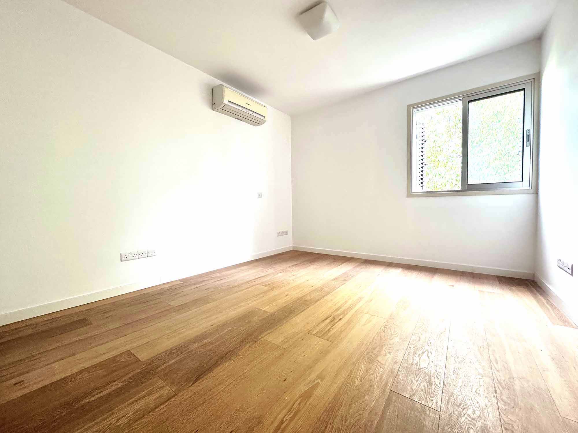 3 Bedrooms Penthouse in Lapithou 13