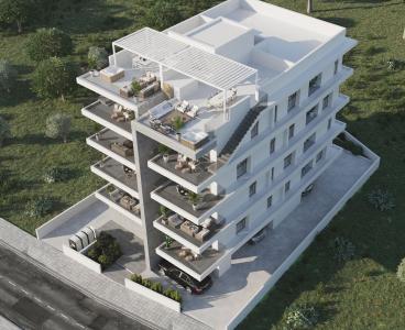 Spacious Penthouse with Roof Garden