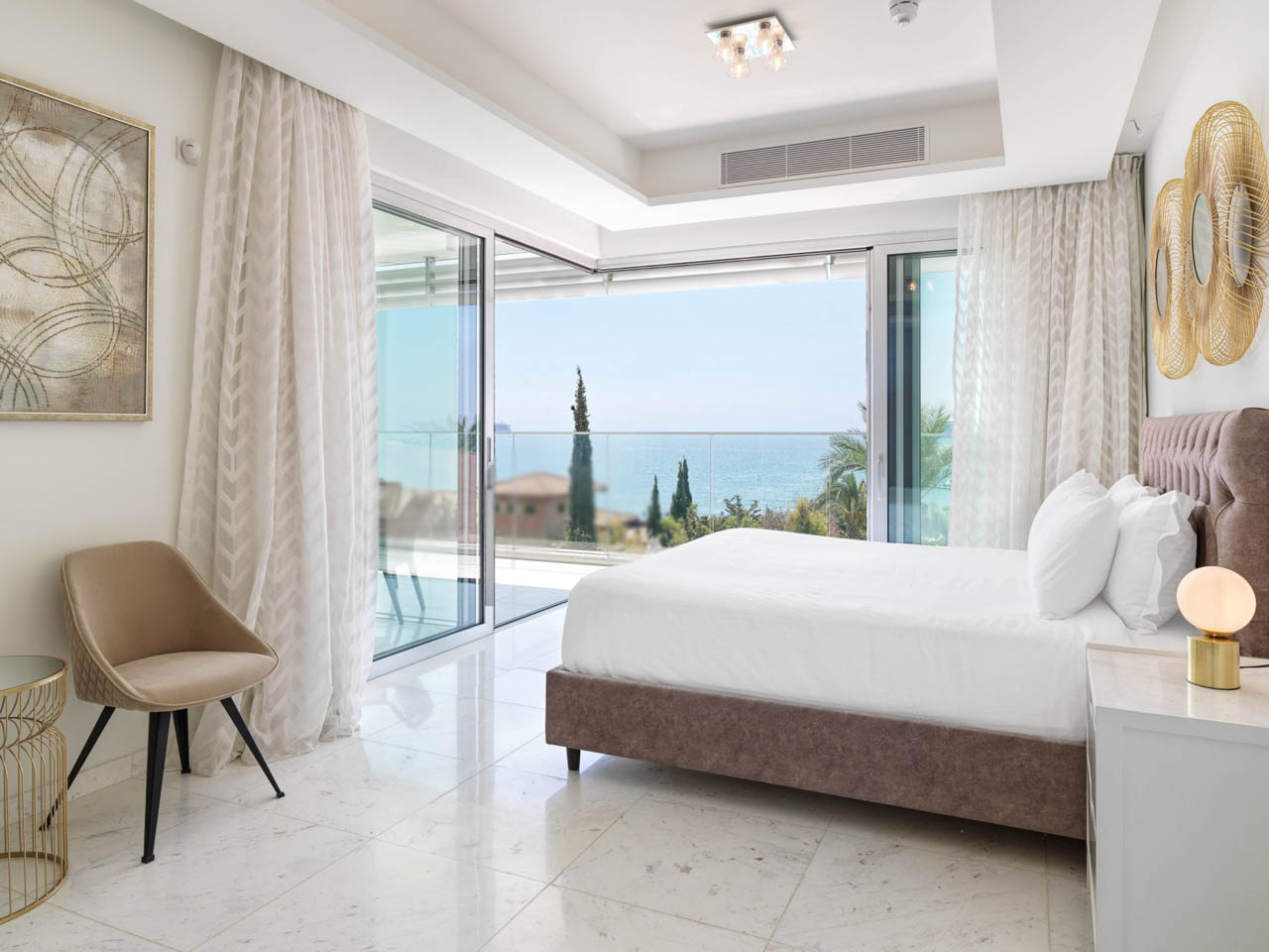 2 Bedrooms Apartment in St Raphael Tower Resort