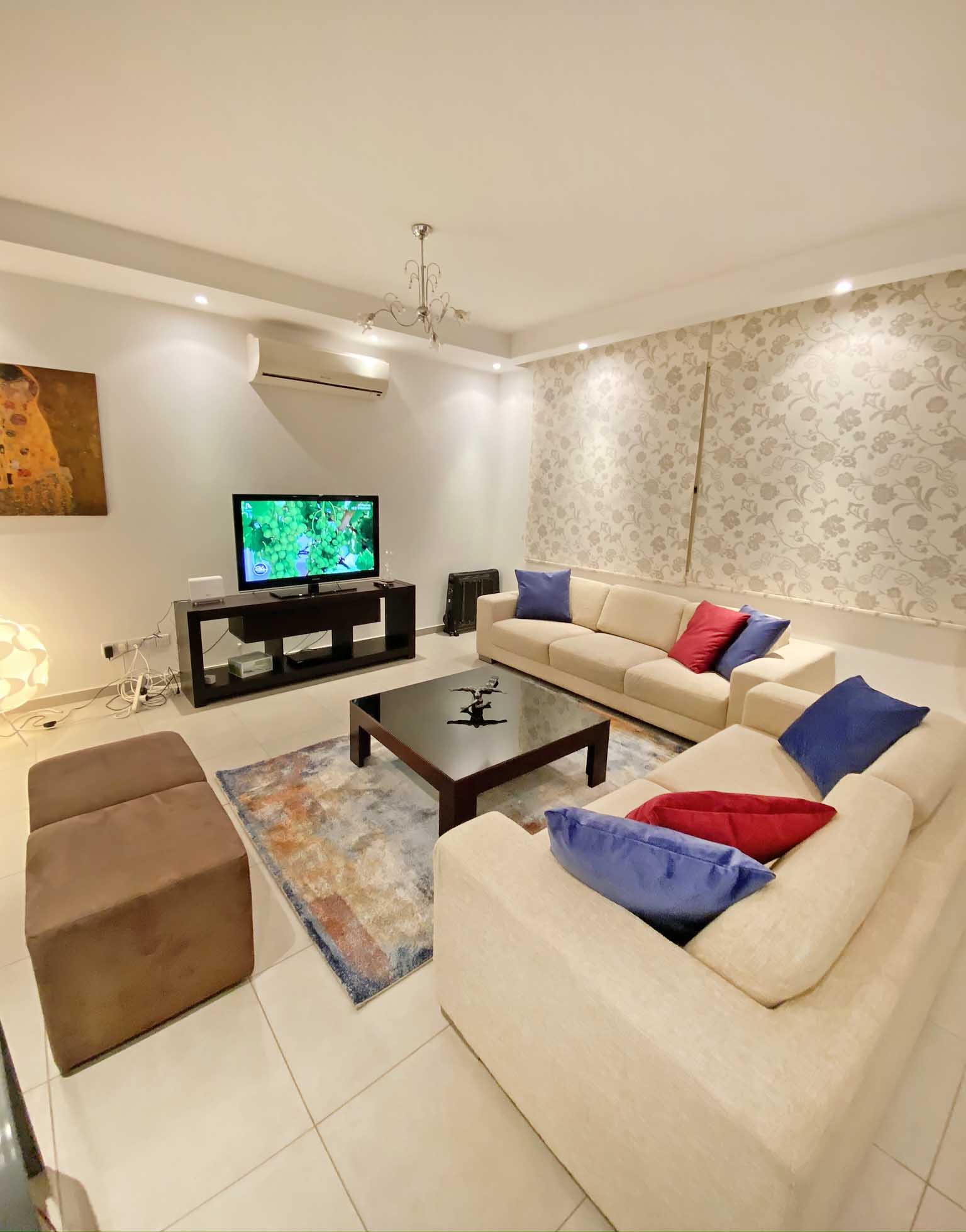 3 Bedrooms House in Leoforos Farou