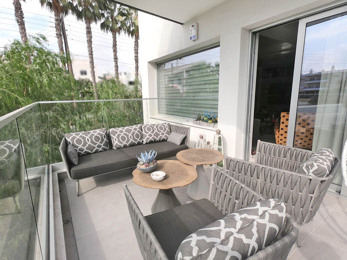 2 Bedrooms Apartment in Georgiou Drosini 18