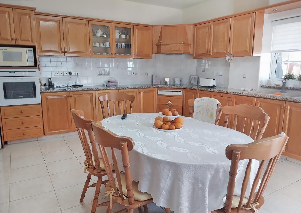 6 Bedrooms Villa in Tisiou 5, Laiki leukothea