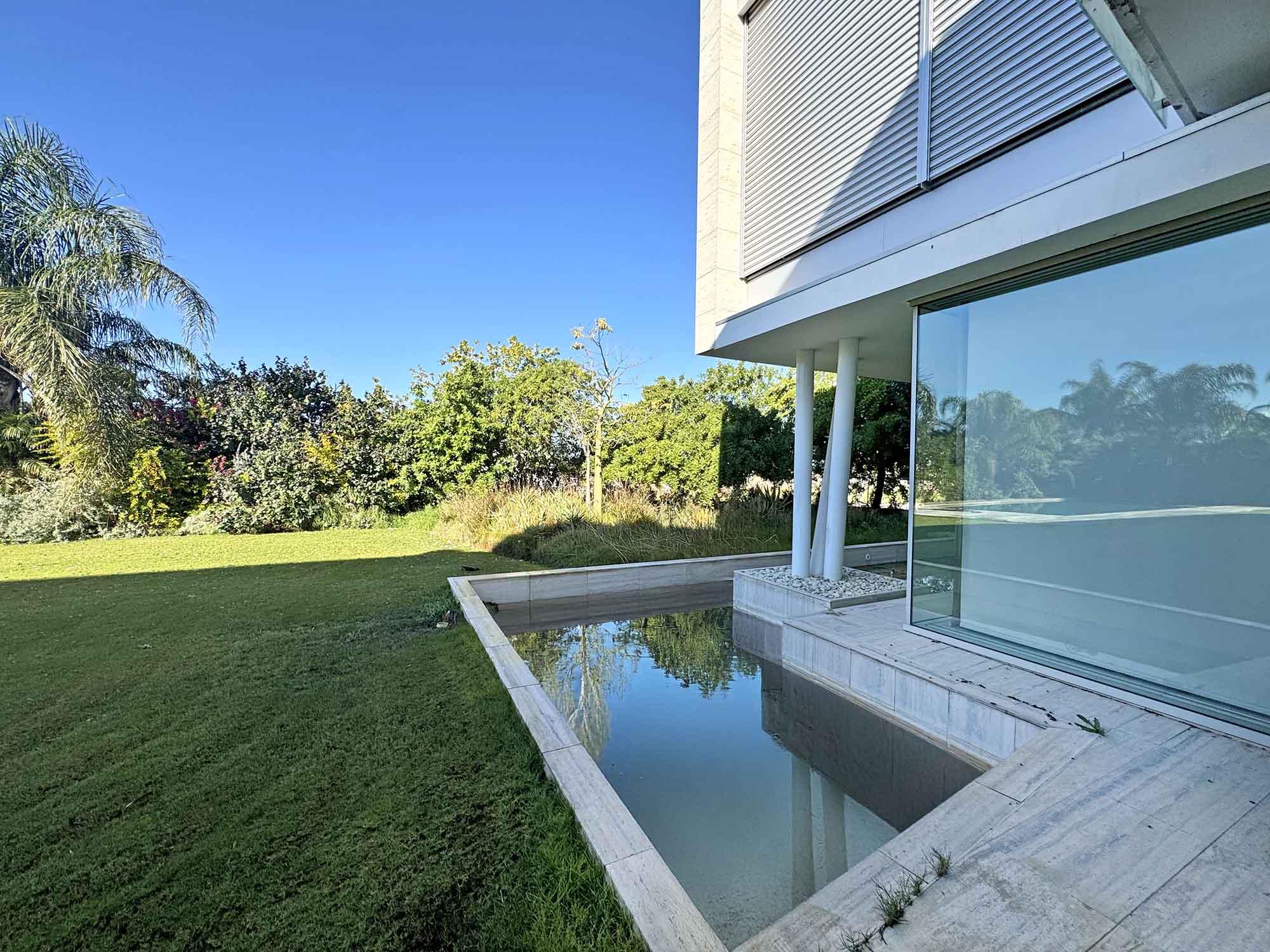 6 Bedrooms House in Amarousiou 9