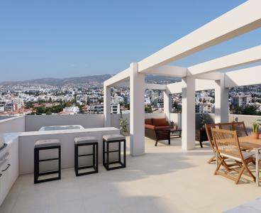 Beachside Penthouse with Views