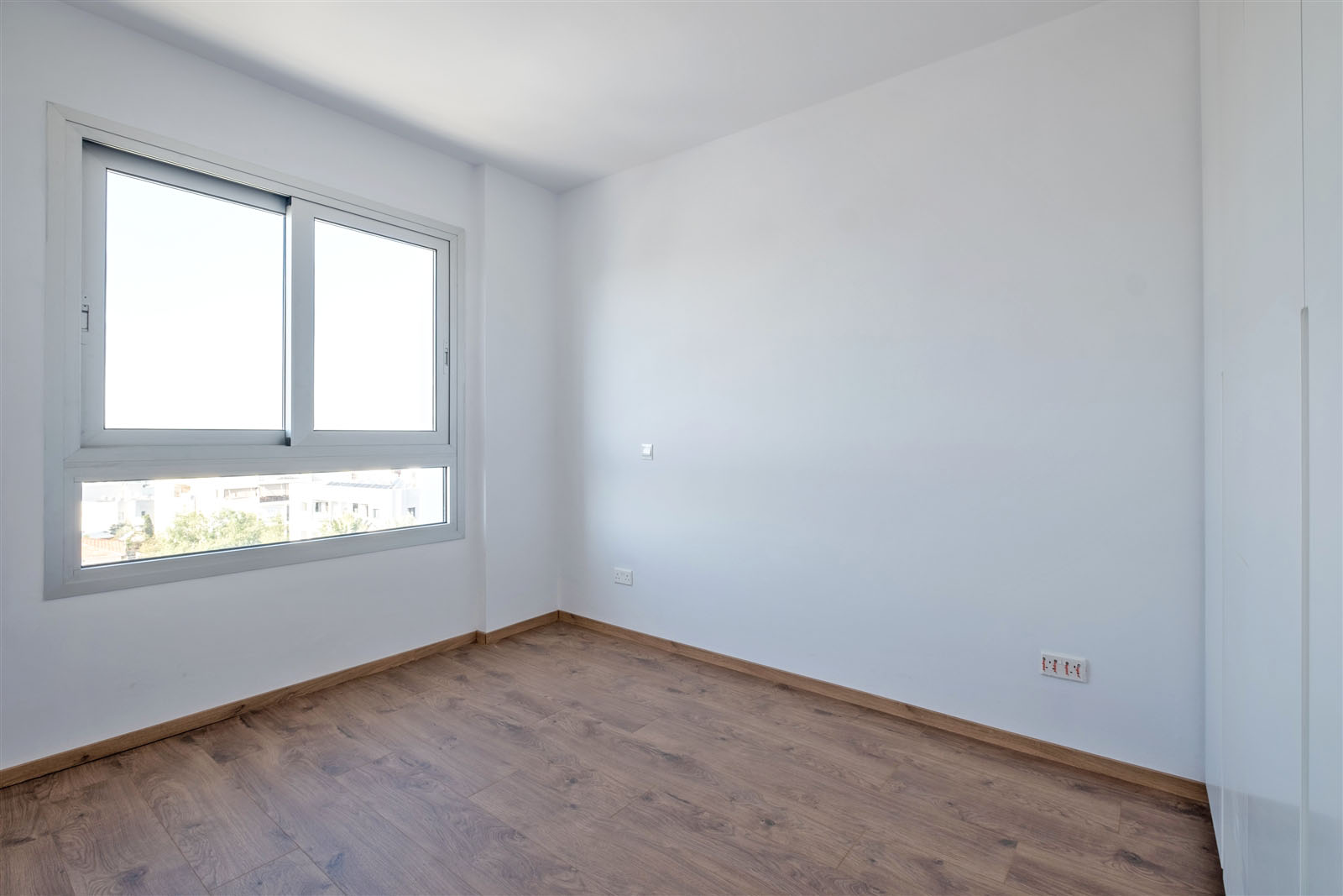 3 Bedrooms Apartment in 38A Perikleous