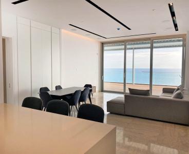 Unique Seafront Prestige