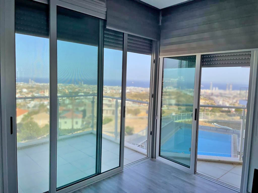 4 Bedrooms Villa in Ayios Athanasios