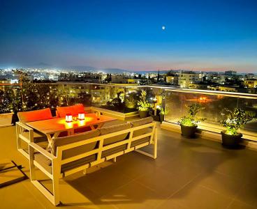 Luxurious Penthouse with Salt Lake View