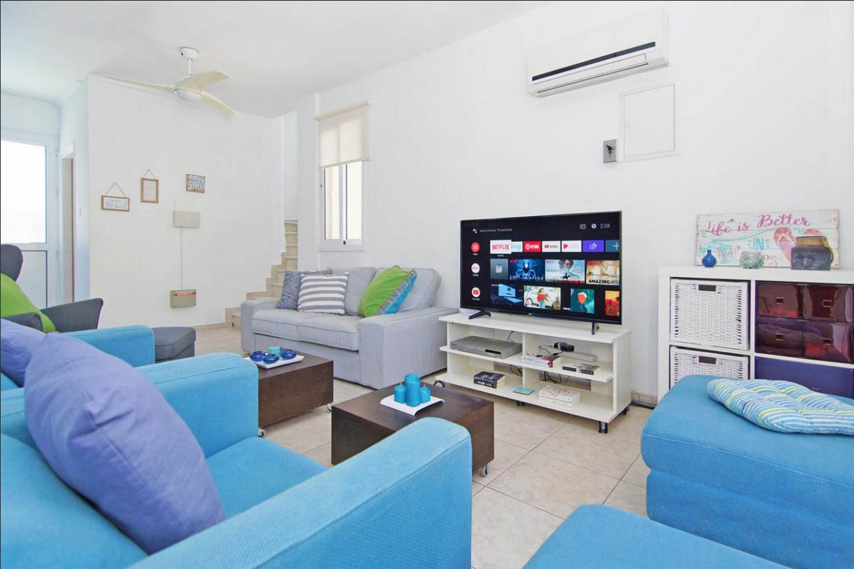 3 Bedrooms House in Pernera Avenue