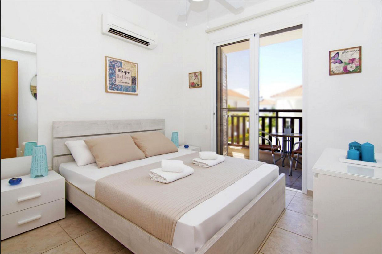 3 Bedrooms House in Pernera Avenue