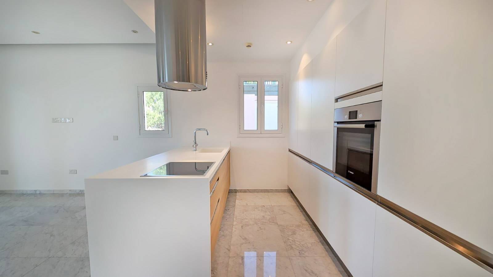 4 Bedrooms Villa in Limassol Centre