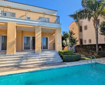 Luxury Waterfront Villa in Limassol Marina