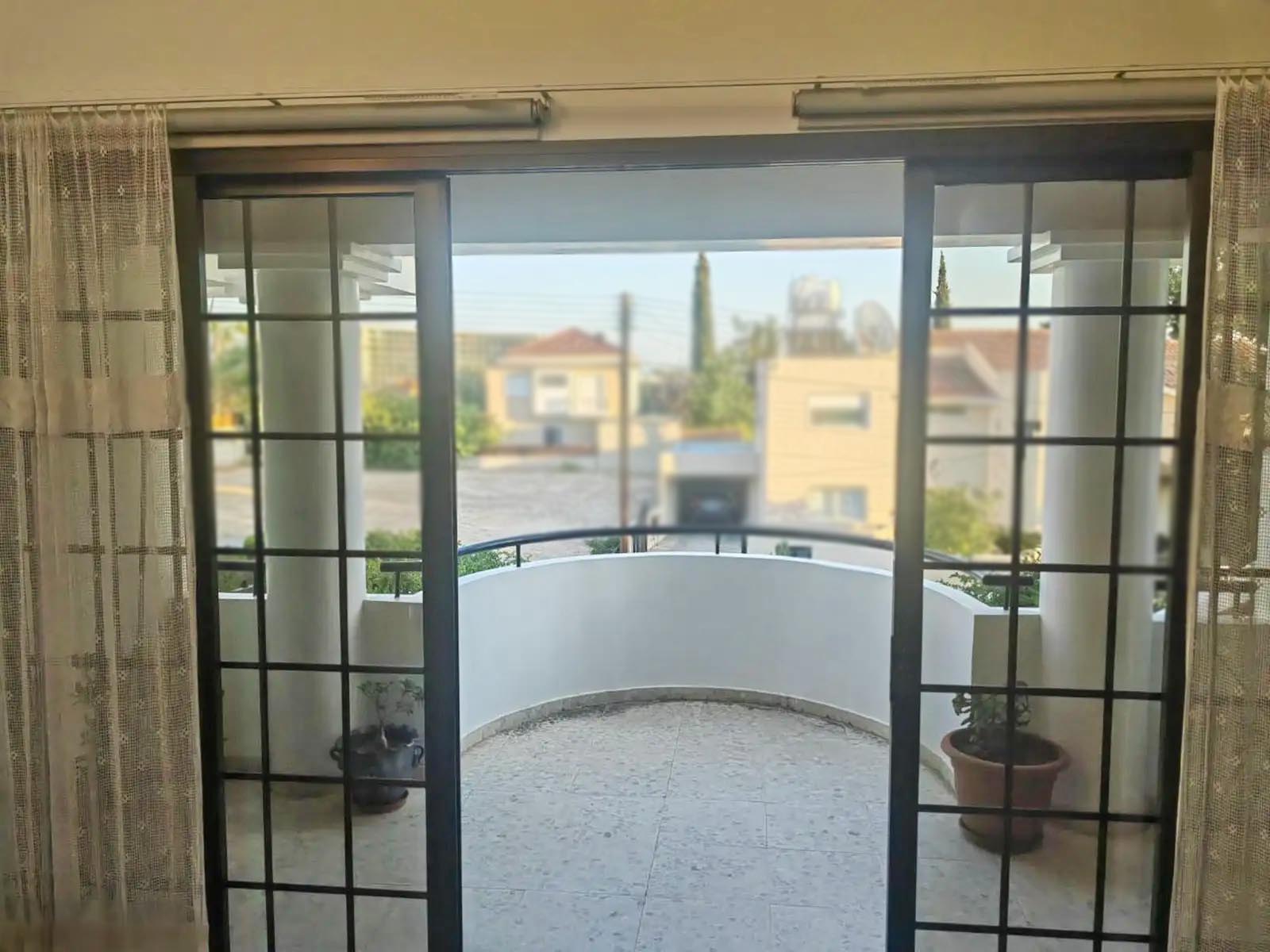 4 Bedrooms Villa in Ekali