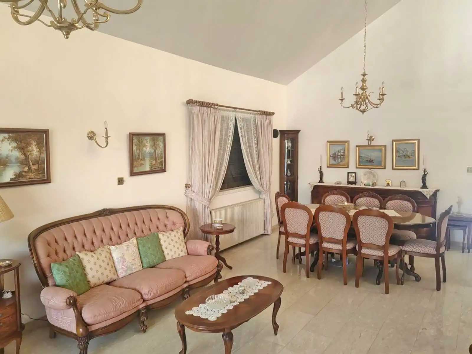 4 Bedrooms Villa in Ekali