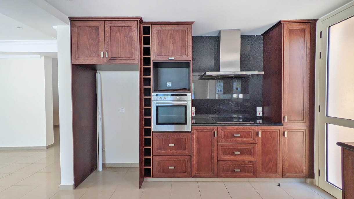 5 Bedrooms Villa in Protaras